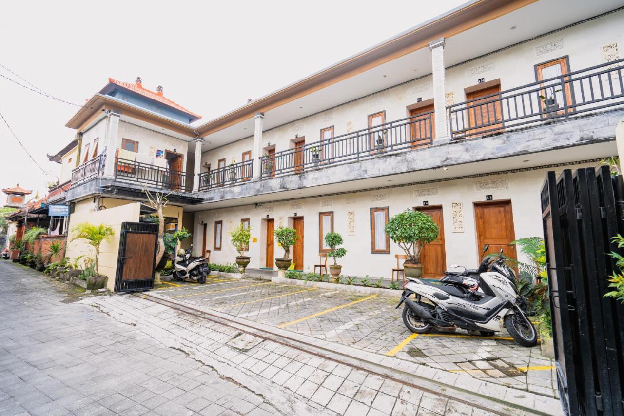 Guesthouse Cempaka Putih Seminyak Eksteriør billede
